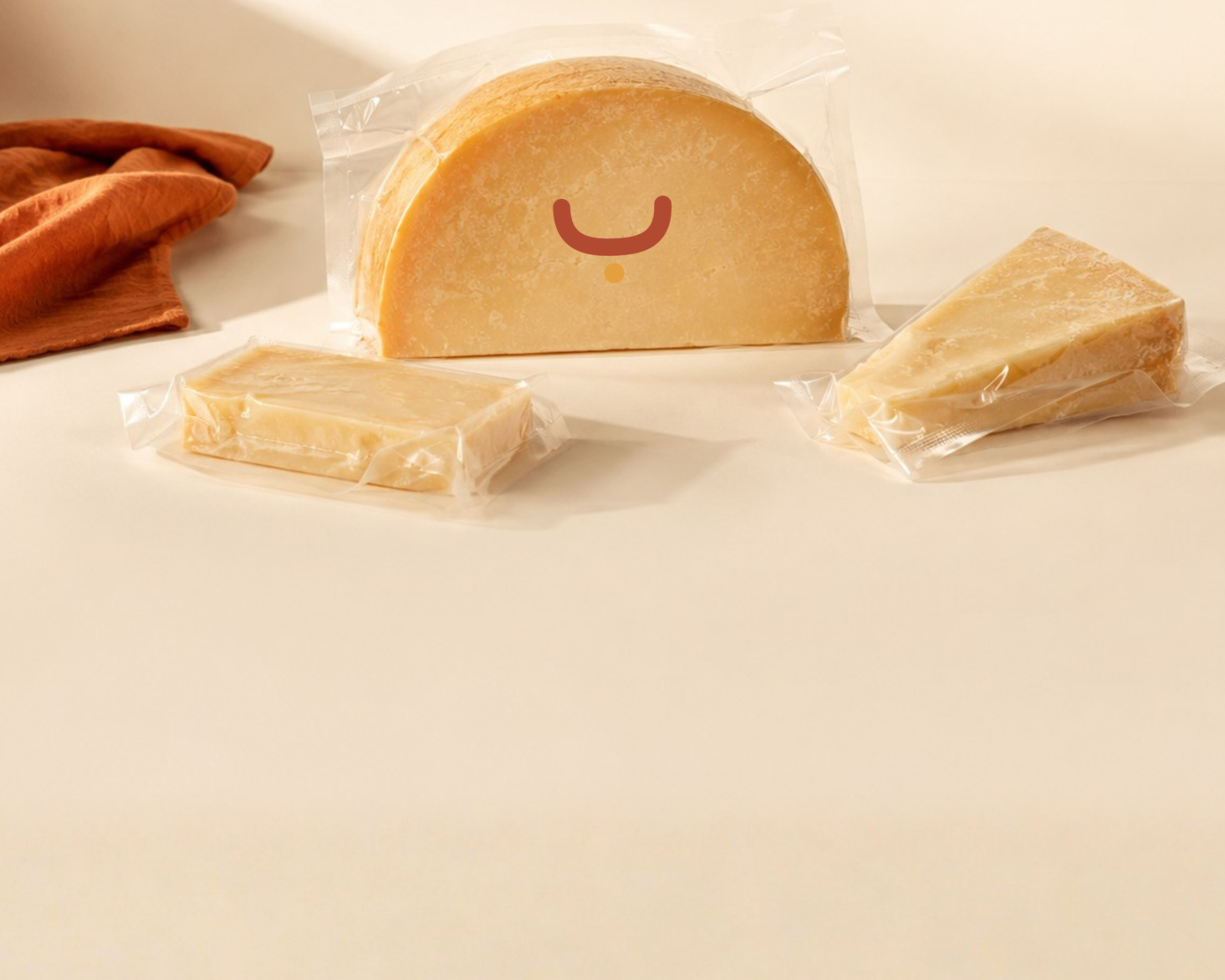 Meule et parts de fromage sous vide